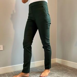 Club Monico Hunter Green Pants, Zip Pockets, Size 0